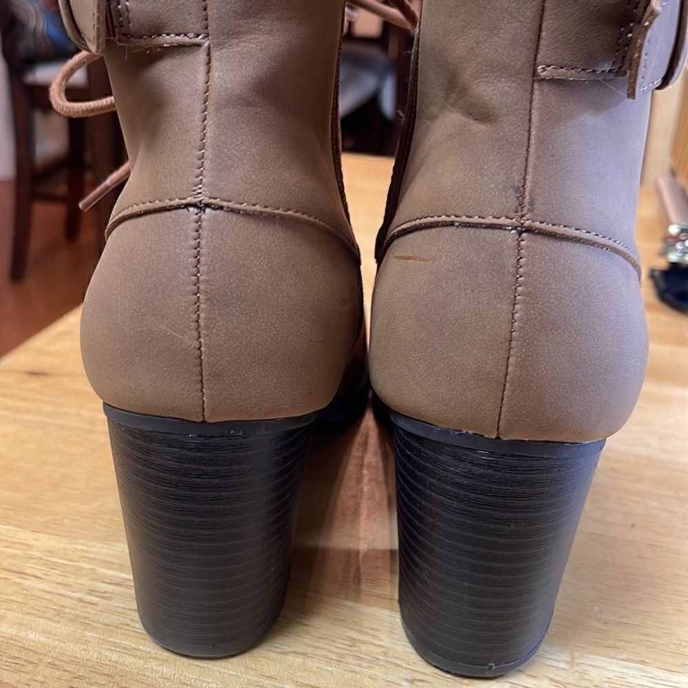 Me Too Boots - Picture 5 of 5